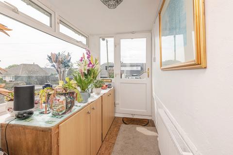 3 bedroom semi-detached bungalow for sale, West Lodge Crescent, Ainley Top, Huddersfield