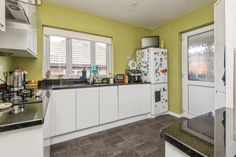 3 bedroom semi-detached bungalow for sale, West Lodge Crescent, Ainley Top, Huddersfield