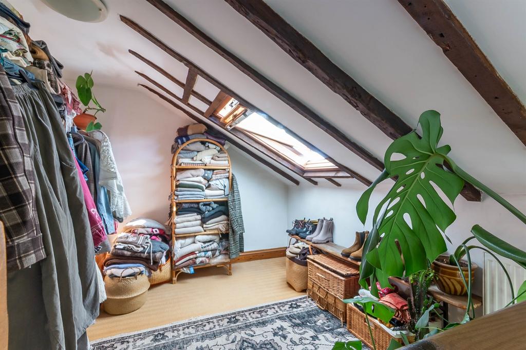 Landing/Dressing Room