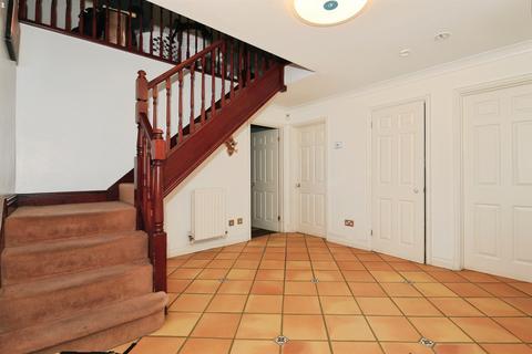 5 bedroom detached house for sale, Marlborough Court, Wisbech