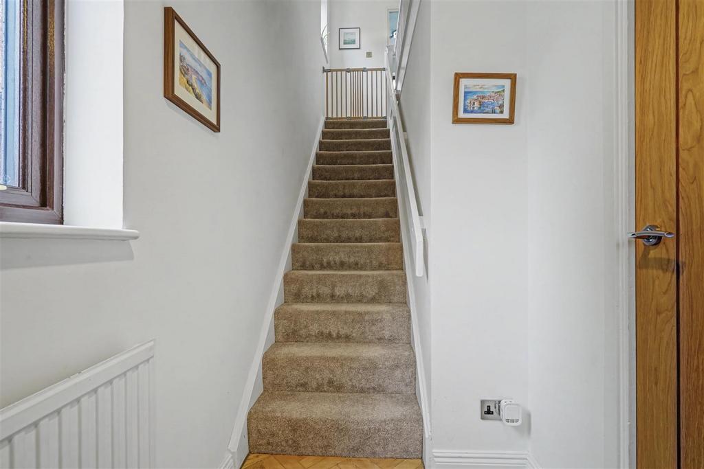 Hallway.jpeg