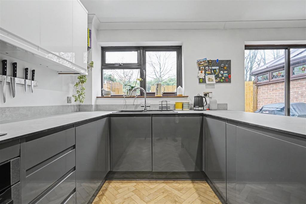 Kitchen 1 1.jpeg