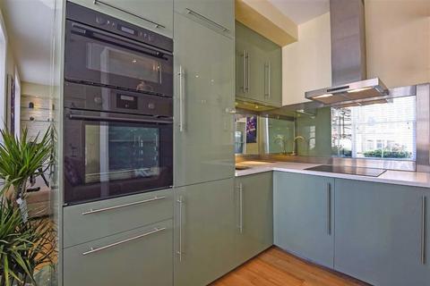 1 bedroom flat to rent, Wells Street, London W1T