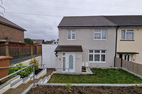 3 bedroom end of terrace house for sale, Prestwick Road, Watford
