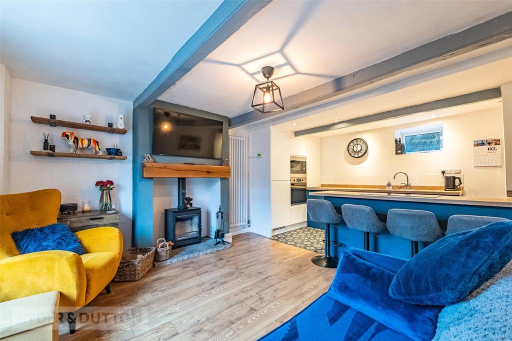 Kitchen/Living Room