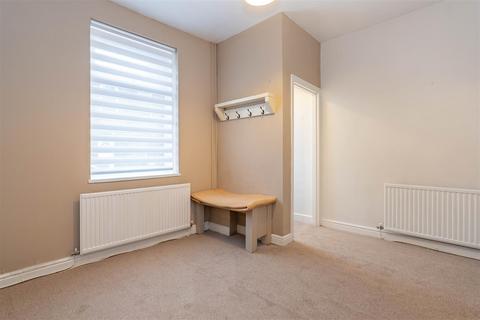2 bedroom end of terrace house for sale, Croft Road, Chorley