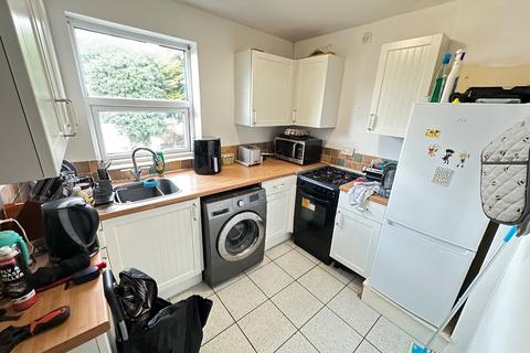 1 bedroom flat to rent, Houghton Road, Dunstable, Bedfordshire, LU5 5AA