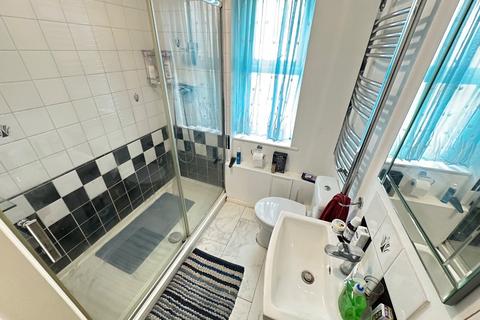 1 bedroom flat to rent, Houghton Road, Dunstable, Bedfordshire, LU5 5AA