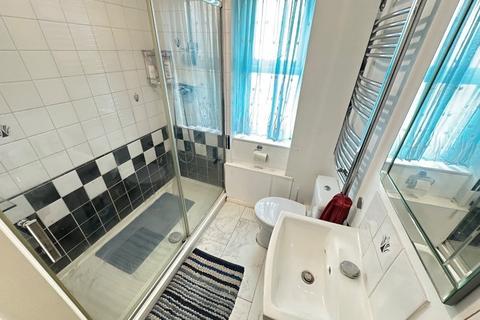 1 bedroom flat to rent, Houghton Road, Dunstable, Bedfordshire, LU5 5AA