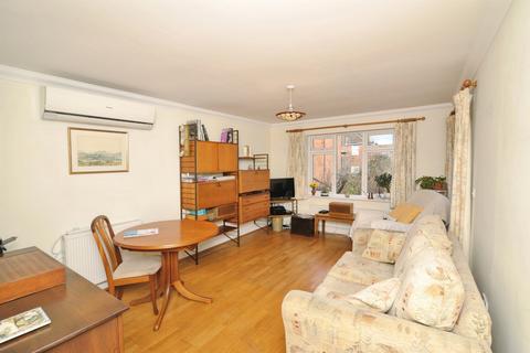 2 bedroom detached bungalow for sale, Wraymead, ST. LEONARDS-ON-SEA