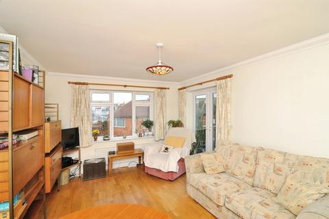 2 bedroom detached bungalow for sale, Wraymead, ST. LEONARDS-ON-SEA
