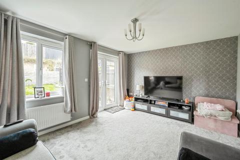 3 bedroom semi-detached house for sale, Smithy Croft, Bolton-Upon-Dearne, Rotherham