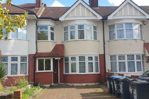 House share to rent, Connaught Gardens, Palmers Green