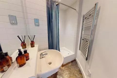 1 bedroom apartment for sale - Photo 19