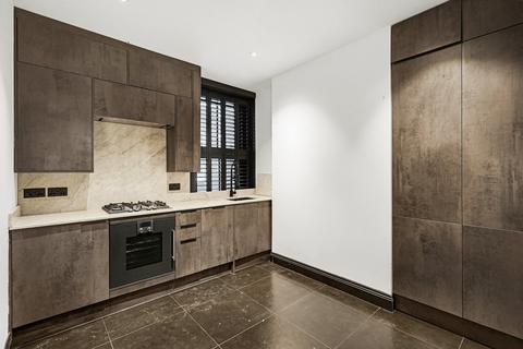 2 bedroom flat to rent, Cremorne Road, London