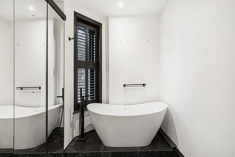 2 bedroom flat to rent, Cremorne Road, London