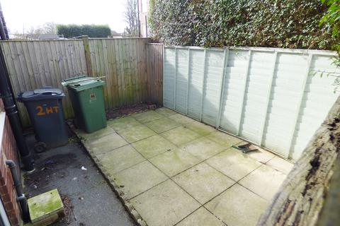2 bedroom end of terrace house for sale, Henley Terrace, Leeds LS13