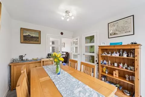 4 bedroom semi-detached house for sale - Photo 16