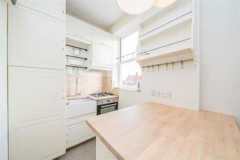 undefined, Stanley Road, Teddington TW11