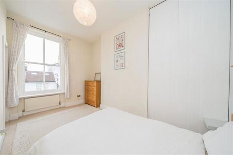 undefined, Stanley Road, Teddington TW11