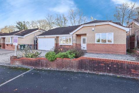 3 bedroom detached bungalow for sale, Hollies Rise, Cradley Heath