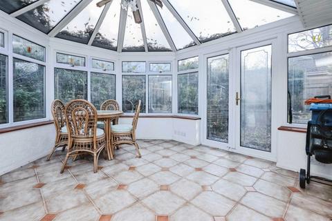 3 bedroom detached bungalow for sale, Hollies Rise, Cradley Heath