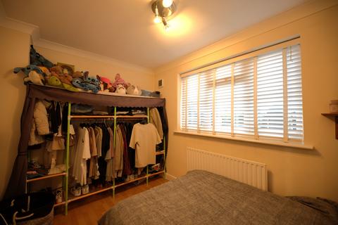1 bedroom apartment to rent, Pall Mall, Leigh-on-Sea