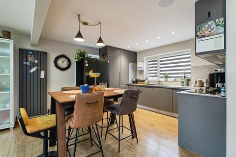 3 bedroom detached house for sale, Canons Close, Thetford