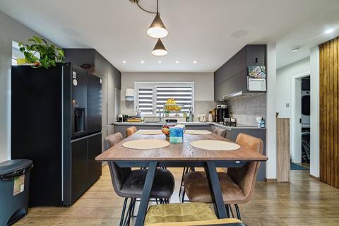 3 bedroom detached house for sale, Canons Close, Thetford