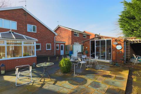 4 bedroom detached house for sale, Ryecroft Close, Tean