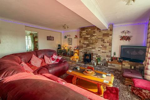 undefined, Ryecroft Close, Tean