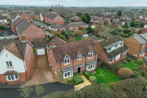 4 bedroom detached house for sale, Rushwick, Worcester WR2