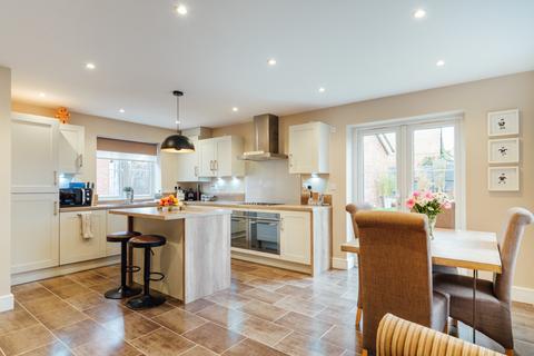 4 bedroom detached house for sale, Rushwick, Worcester WR2