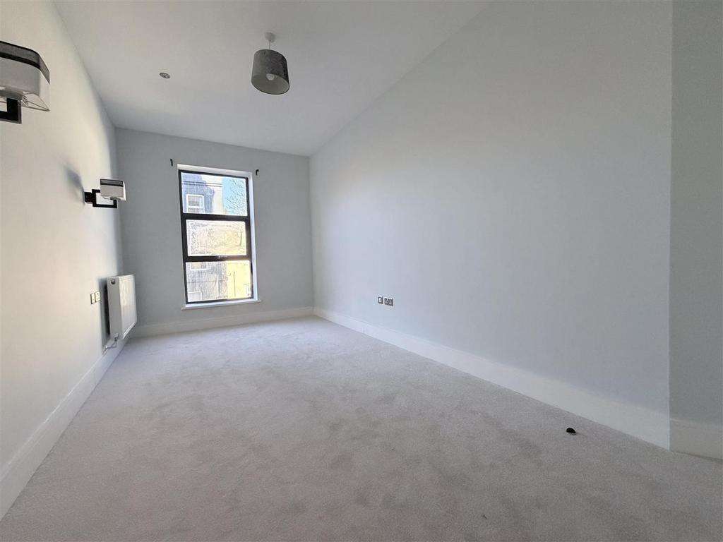 Main bedroom