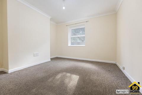 undefined, Basement Flat, Croydon, Surrey, CR0