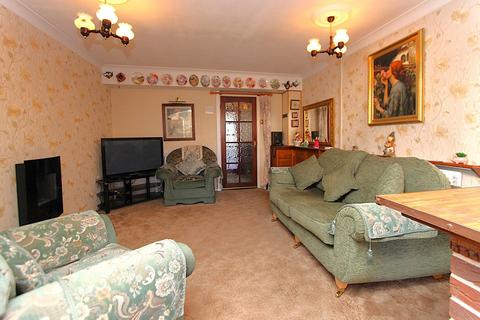 2 bedroom semi-detached house for sale, Commonside, Brierley Hill, DY5