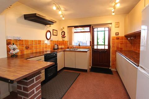 2 bedroom semi-detached house for sale, Commonside, Brierley Hill, DY5