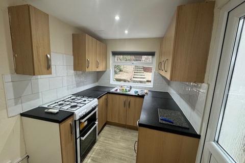 1 bedroom terraced house to rent, Phillip Street, Pontypridd, CF37