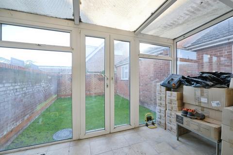 6 bedroom semi-detached house for sale, Landsdowne Road, Yaxley, Peterborough