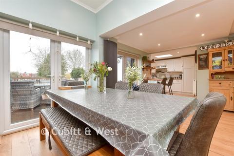 undefined, Cobham Road, Fetcham KT22
