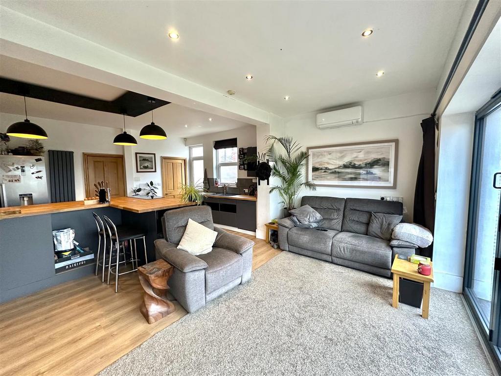 Bramleys Estate Agents - Huddersfield Road - Liver