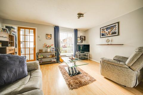 3 bedroom semi-detached house for sale, Blakedown Road, Leighton Buzzard