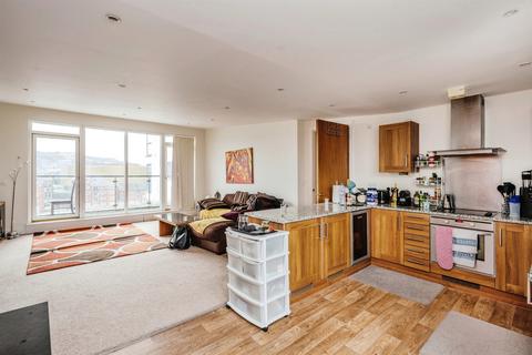 3 bedroom flat for sale, Trawler Road, Maritime Quarter, Swansea