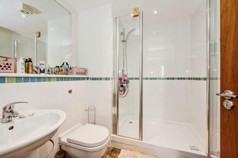 3 bedroom flat for sale, Trawler Road, Maritime Quarter, Swansea