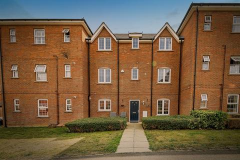 undefined, Howards Hill Green, Aylesbury