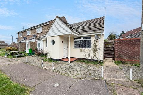 2 bedroom bungalow for sale, Caroline Close, Wivenhoe, Colchester, CO7
