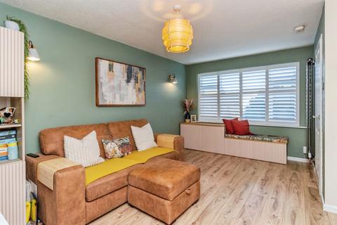 3 bedroom end of terrace house for sale, Marlowe Road, Stafford