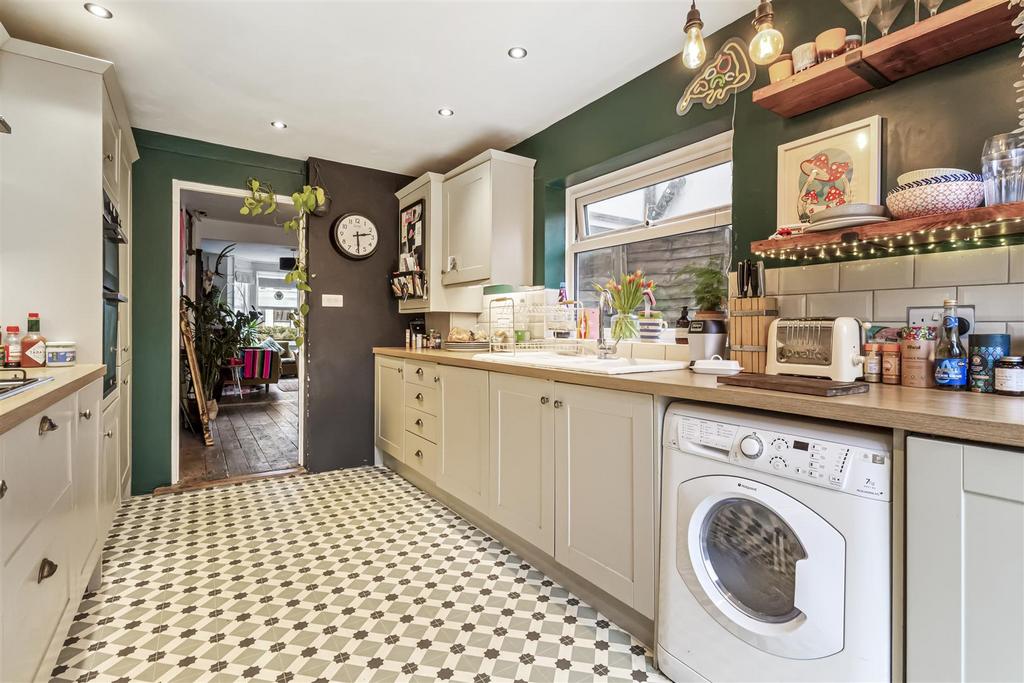 47 Becket Road-007.JPG