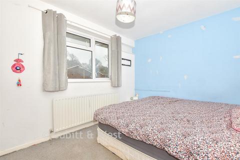 3 bedroom end of terrace house for sale, Shaftesbury Avenue, Waterlooville, Hampshire