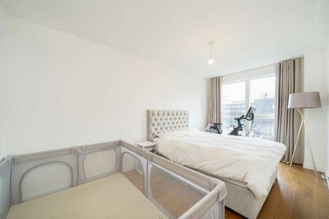 3 bedroom flat for sale, Lismore Boulevard, London NW9